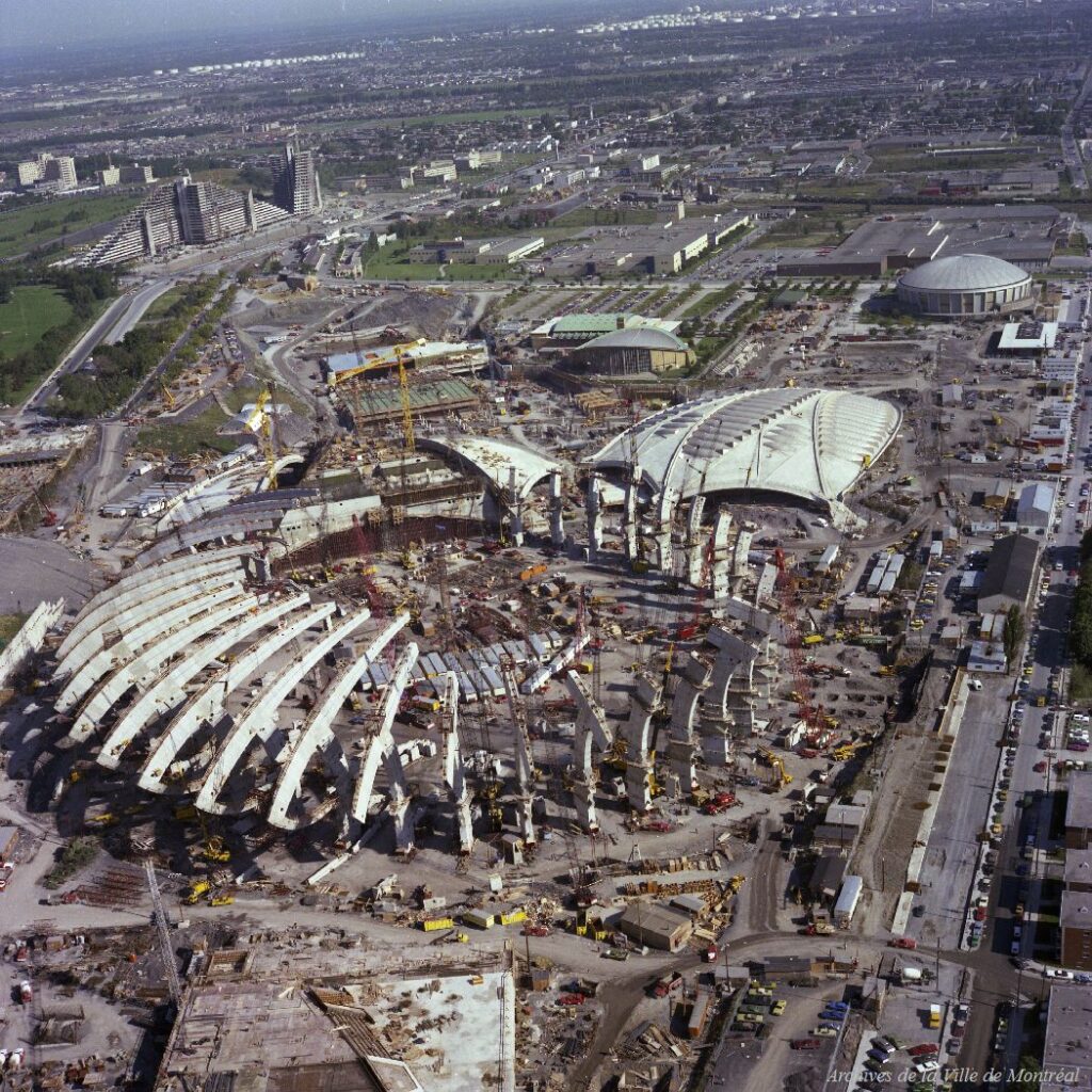 Travaux de construction des installations olympiques à Montréal, 1975